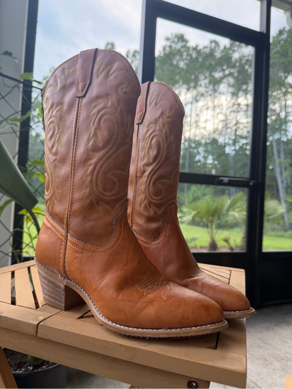 Vintage Rodeo Drive Cowboy Boots Size 9 Made in USA